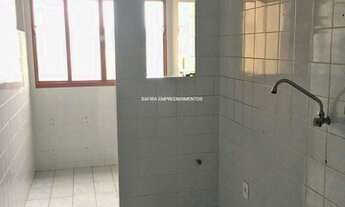 Imagem 7: CRICIúMA - Apartamento Padrão - Pinheirinho