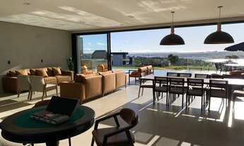 Imagem 10: Casa Represa Jurumirim. Riviera de Santa Cristina II. Alto padrão. Porteira fechada