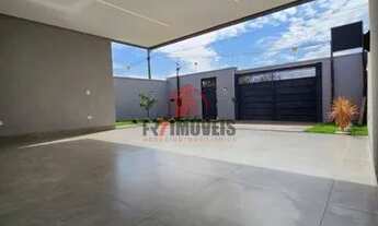 Imagem 2: Casa para venda com 176 metros quadrados com 3 quartos, sendo 2 suítes uma master