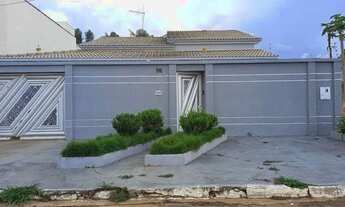 Imagem: Excelente Casa! 720m2, 3 Quartos, 1 Suíte