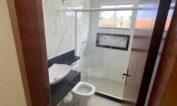 Imagem 6: Casa em Maricá de 470 mil por 440 mil, E ainda leva uma televisão de 50 polegadas