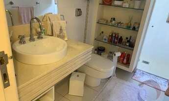 Imagem 11: Apartamento para venda tem 146 metros quadrados com 2 quartos em Centro - Florianópolis