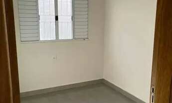 Imagem 5: Casa nova no Jardim Ferraz com 3 dormitórios sendo 1 suíte