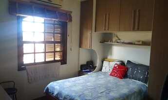 Imagem 4: Casa para aluguel com 202 metros quadrados com 4 quartos em Jardim Santa Maria - Jacareí