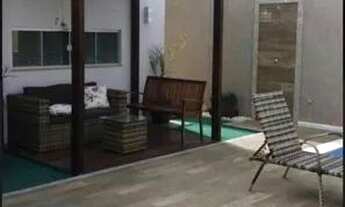 Imagem 2: Linda casa com piscina