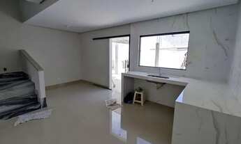 Imagem 4: DS Casa enorme no Prolongamento Todos os Santos