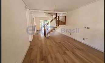 Imagem 3: Casa em Condomínio de Alto Padrão em Itaipava: Sofisticação e Lazer Exclusivos!