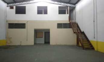 Imagem 3: Aluga-se Galpão com 784 m², na Av. Santa Cruz em Realengo