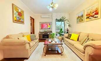 Imagem 2: Impecável apartamento com 3 dormitórios , 3 banheiros , 2 vagas cobertas , com 1