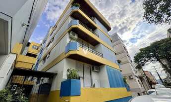 Imagem 2: Duplex com dois dormitórios e vaga de garagem no centro da cidade