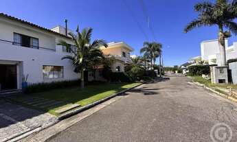 Imagem 7: Casa espaçosa e segura em Florianópolis: ideal para sua família!