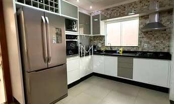 Imagem 5: Imóvel para venda tem 156 metros quadrados com 3 quartos em Bateias II - Vitória da Conqui