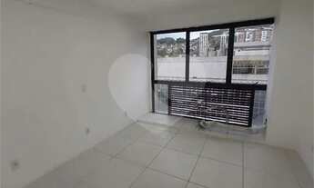 Imagem: Sala comercial à venda no condomínio Centro