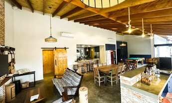 Imagem 4: Casa de condomínio para venda tem 700 metros quadrados com 5 quartos