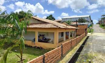 Imagem 2: Casa com terrenão baixou pra vender rápido