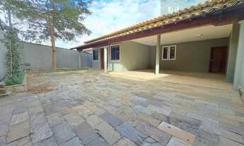 Imagem 2: FANTÁSTICO CASA NUM LOTE 480 M² - 4 QUARTOS E 5 VGS - SANTA MÔNICA-BH