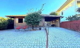 Imagem 2: Casa com 3 quartos, sendo 2 Suítes e 230m² - Centro