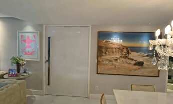 Imagem 2: Exclusivo Imóvel à Venda em Boa Viagem com 220 m² e 4 Suítes Recife/PE Alto padrão