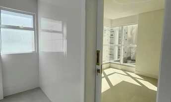 Imagem 2: 250 metros do mar meia praia itapema