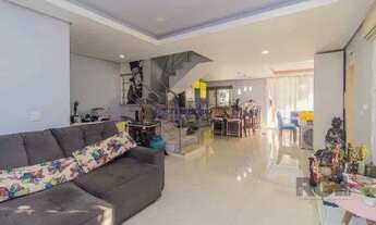 Imagem 5: Possui 3 dormitórios sendo 1 ampla suíte com closet e sacada, living em conceito aberto, c