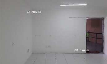 Imagem 3: Sala comercial em frente à Praça das Flores e ao lado do BS Design