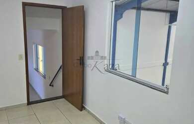 Imagem 2: Imóvel para aluguel tem 572 metros quadrados com 5 quartos