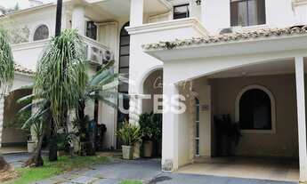 Imagem: Fontana di Trevi O único horizontal do