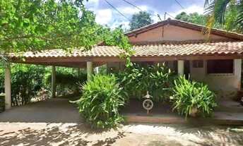 Imagem: Casa no Outeiro / gabi