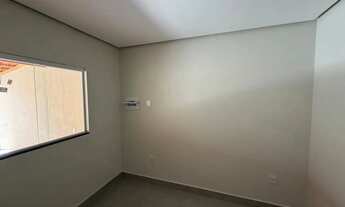 Imagem 2: Otima casa ampla com 2 quartos no Carmelo