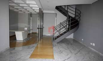 Imagem 1: Excelente Cobertura, com 350m², 3 Dormitórios, 3 Suítes, 6 banheiros, 3 vaga