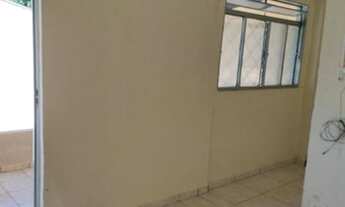 Imagem 2: Casa com 3 quartos - Bairro Parigot de Souza 2 em Londrina