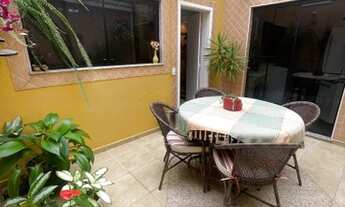 Imagem 4: Casa de condomínio com Três Dormitórios, uma é suíte