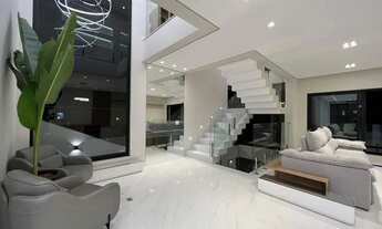 Imagem: IMPONENTE CASA À VENDA NO BELLA CITTÀ