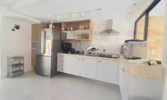 Imagem 3: Triplex mobiliada em condomínio