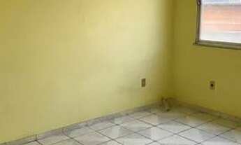 Imagem 2: Casa de Vila com 02 Salas 03 Quartos e Terraço em Bento Ribeiro