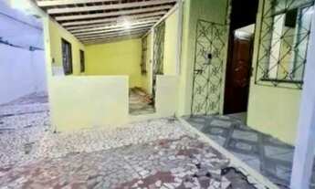 Imagem 6: Casa com piscina Tapanã/ Cordeiro de Farias/com. Antônio Teixeira Gueiros