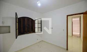 Imagem 6: Casa para Aluguel - Engenho do Mato, 1 Quarto, 70 m2