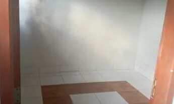 Imagem 7: Pequena casa nos fundos com 2 quartos (1 suíte