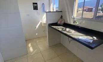 Imagem: Casa com sacada em condomínio 2 dormitórios