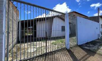 Imagem: Vendo ótima casa em área comercial na