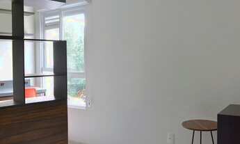 Imagem 5: PRÉ-RESERVA] Um apÊ descolado e mobiliado num prÉdio com fachada colorida