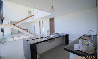 Imagem 6: Casa Nova Projeto Imponente com Vista Panorâmica e Elevador no Condomínio Shambala 3