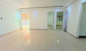 Imagem 2: Linda Casa no Cj. PQ das Laranjeiras acesso Av das Torres e Av Nilton Lins