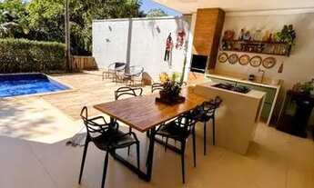 Imagem 2: Casa em Condomínio para Venda em Aparecida de Goiânia, Cardoso, 4 dormitórios, 3 suítes, 5