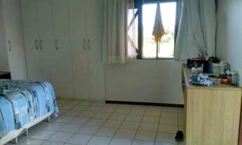 Imagem 5: Casa de condomínio para venda possui 280 metros quadrados com 4 quartos