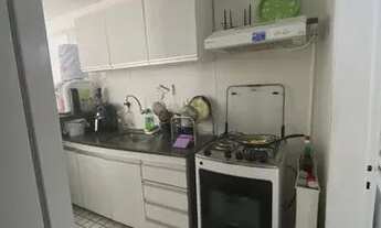 Imagem 2: Na quadra do mar! para aluguel possui 65 metros quadrados com 2 quartos em Pina - Recife