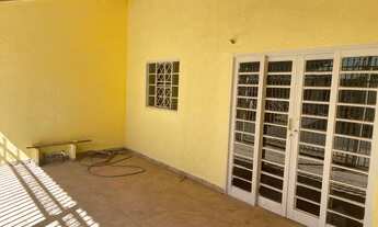 Imagem 3: Vendo otima casa em samambaia na Qr321 com 3 quartos.