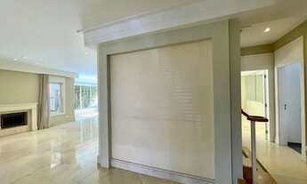 Imagem 6: Casa de condomínio para aluguel possui 484 metros quadrados com 4 quartos