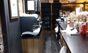 Imagem 3: Cafeteria Galpão / depósito com 2 vagas na garagem