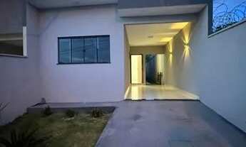 Imagem 2: Casa para Venda em Aparecida de Goiânia, Jardim Helvécia, 3 dormitórios, 1 suíte, 2 banhei
